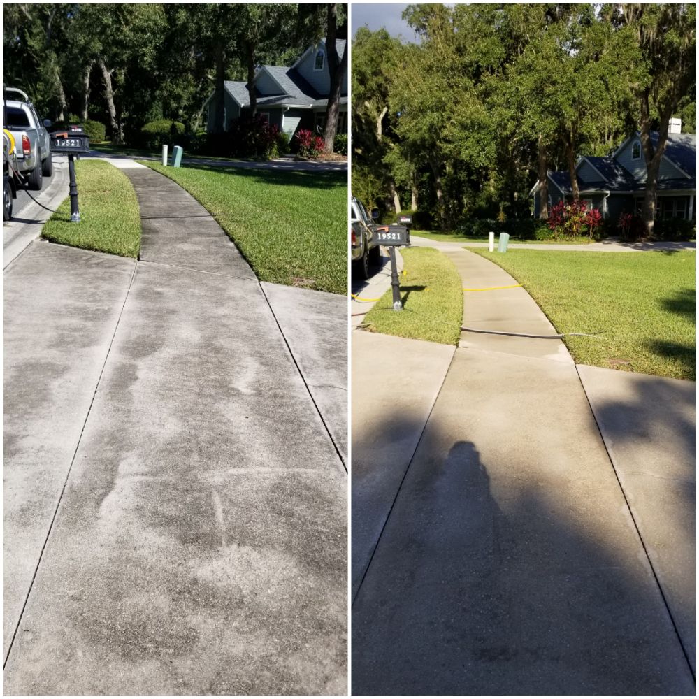 Park Place Driveway Cleaning in Eustis, FL
